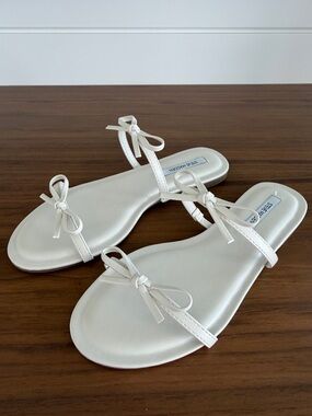 Steve Madden White Bow-Strap Flat Sandals